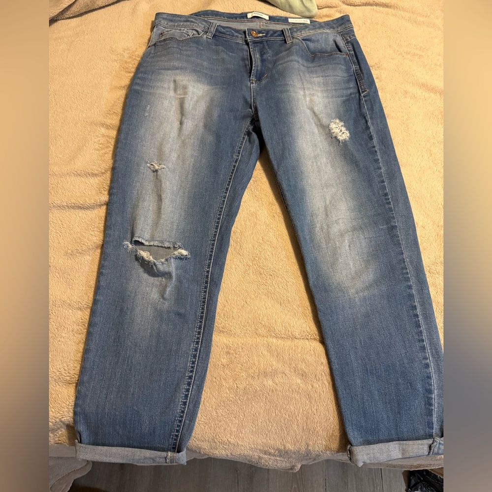 Kensie jeans mid rise jeans